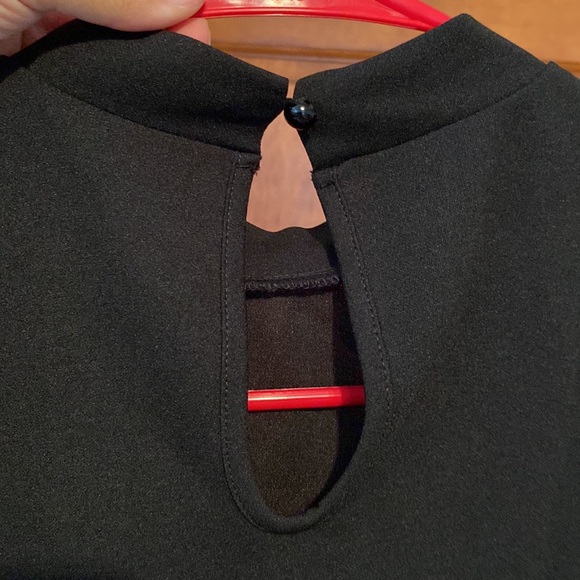 SHEIN Black Keyhole Back Mock Neck Crop Top & Skirt Set - Picture 4 of 10